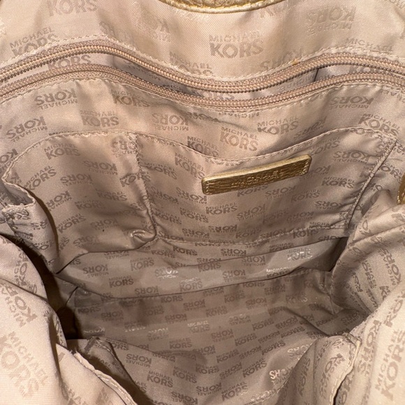 Michael Kors Gold Leather Shoulder Handbag Purse - Picture 5 of 9